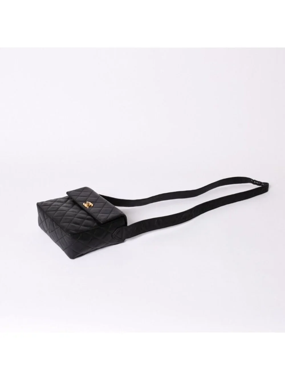 Chanel Shoulder Bag CC Logo Caviar Leather Black Quilted Gold
